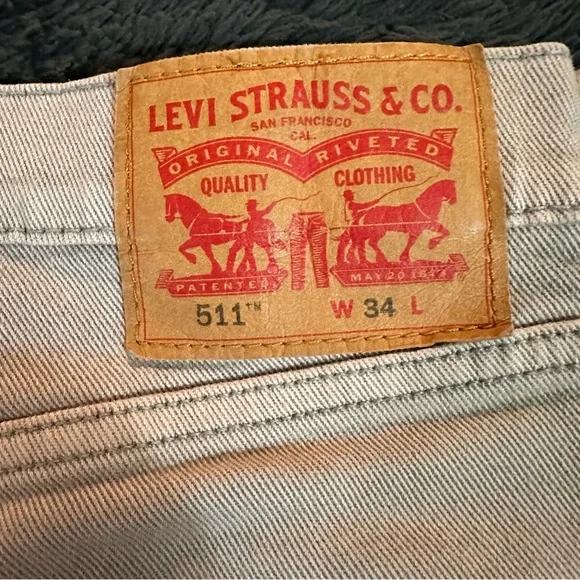 Levi shorts - Picture 3 of 6